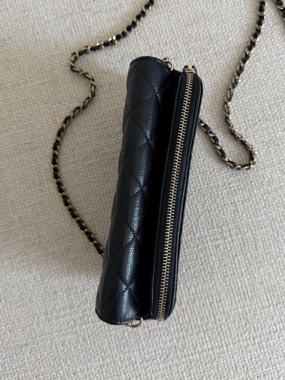 CHANEL Classic Flap Phone Holder with Chain Quilted Caviar - Picture 5 of 16